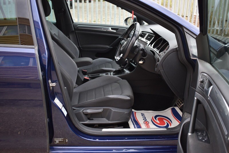 Used Volkswagen Golf 2017 for sale - 76618348: Photo 11