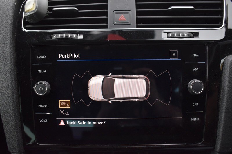 Used Volkswagen Golf 2017 for sale - 76618348: Photo 22