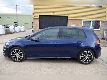 Used Volkswagen Golf 2017 for sale - 76618348: Photo