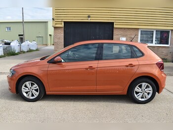 Used Volkswagen Polo 2018 for sale - 76618376: Photo