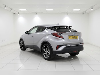 Used Toyota C-HR 2019 for sale - 78319633: Photo