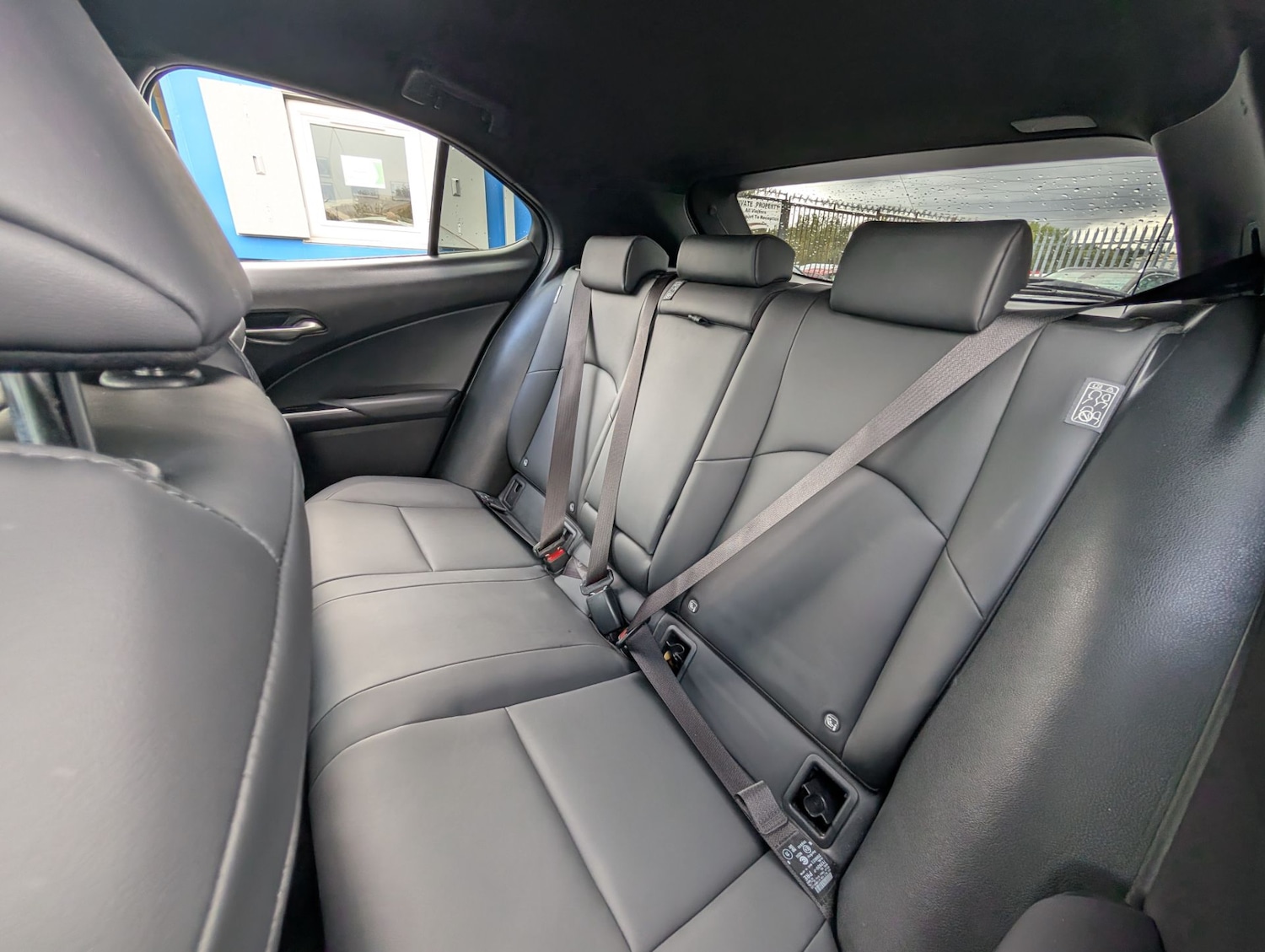 Used Lexus UX 2023 for sale - 76637827: Photo 15