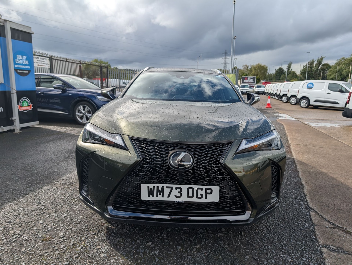 Used Lexus UX 2023 for sale - 76637827: Photo 3