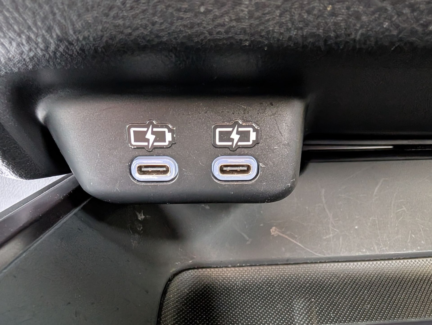 Used Lexus UX 2023 for sale - 76637827: Photo 31