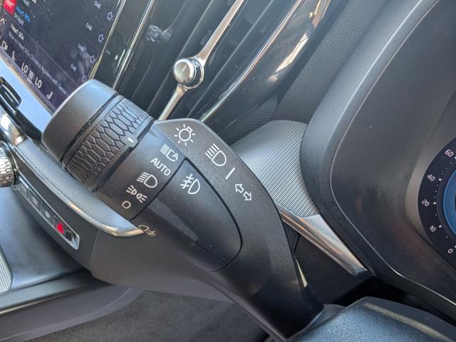 Used Volvo XC60 2023 for sale - 76385142: Photo 26