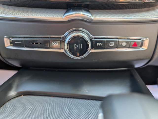 Used Volvo XC60 2023 for sale - 76385142: Photo 30