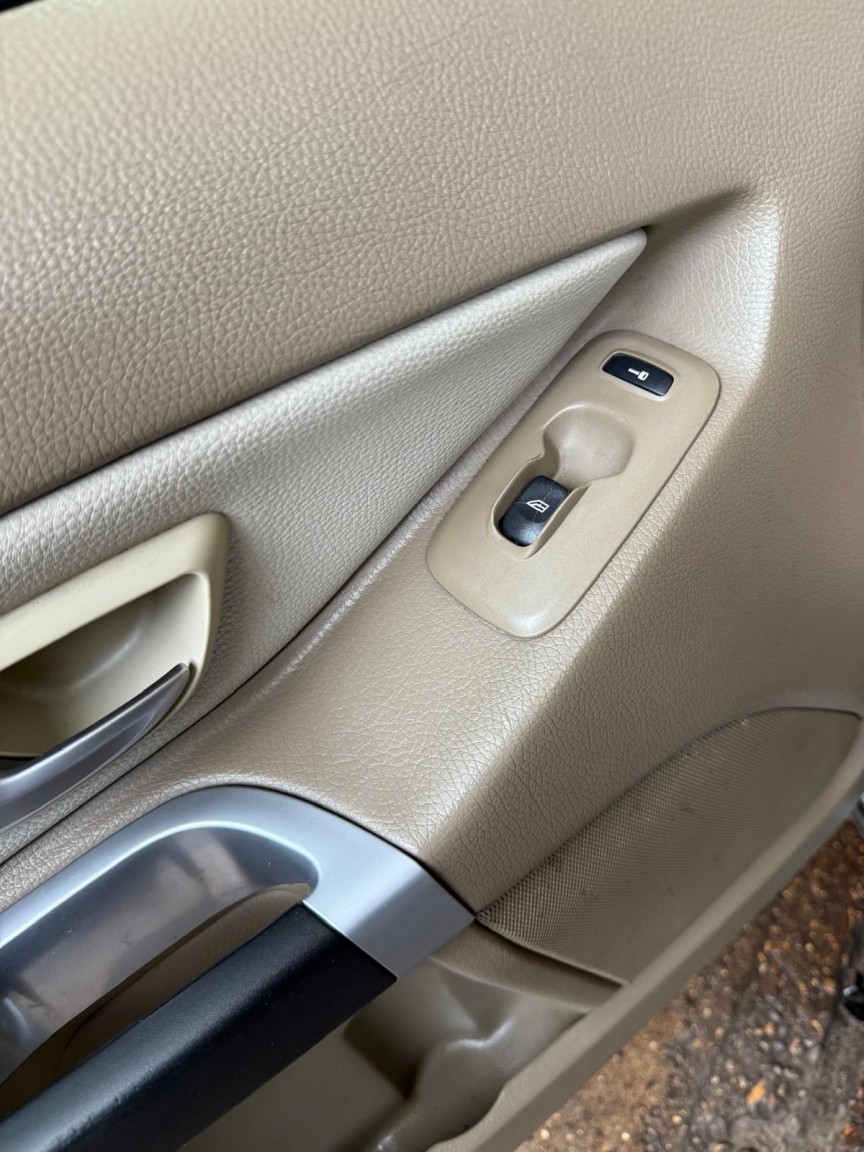 Used Volvo XC90 2011 for sale - 76791547: Photo 24