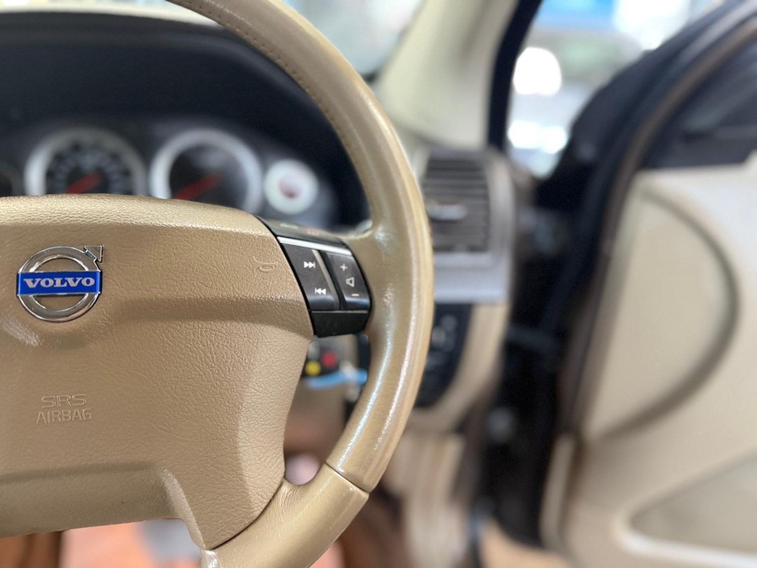 Used Volvo XC90 2011 for sale - 76791547: Photo 28