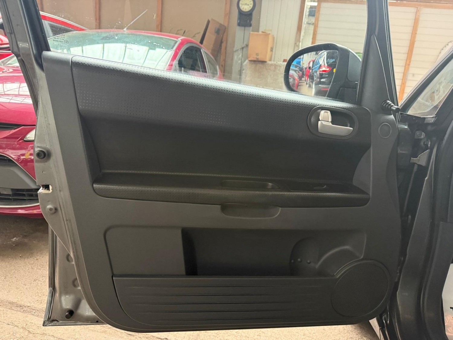 Used Mitsubishi Colt 2008 for sale - 76588424: Photo 17