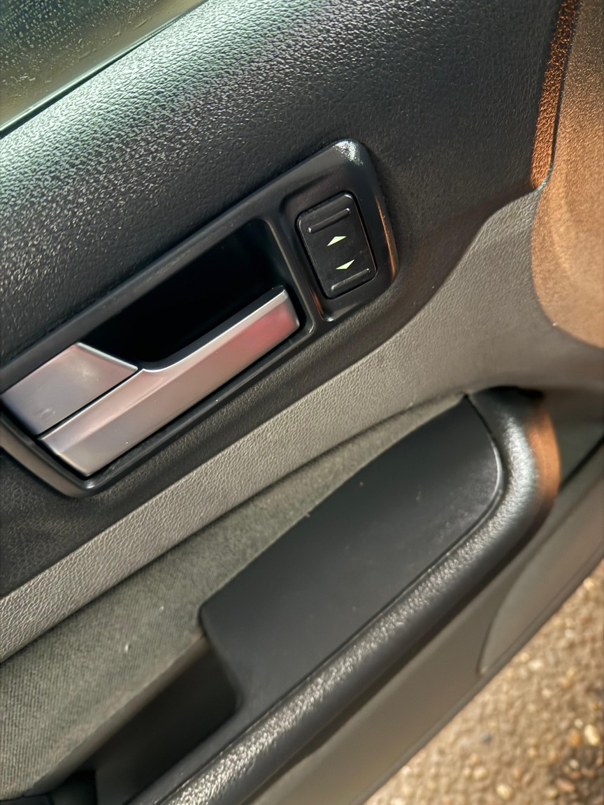 Used Ford Focus 2005 for sale - 77864888: Photo 14