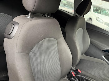 Used Ford Focus 2005 for sale - 77864888: Photo