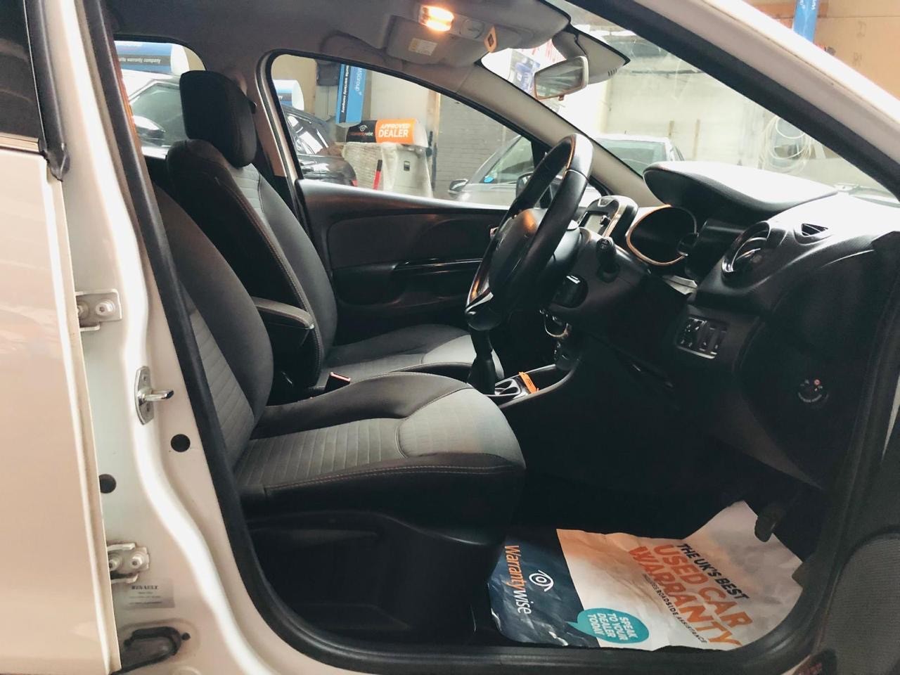 Used Renault Clio 2014 for sale - 76924477: Photo 13