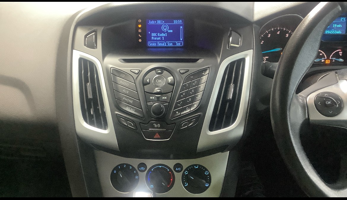 Used Ford Focus 2011 for sale - 76734819: Photo 10