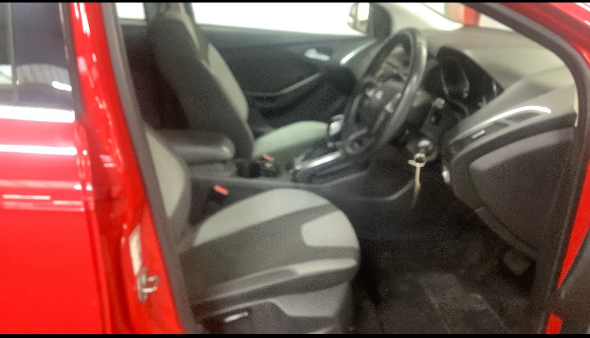 Used Ford Focus 2011 for sale - 76734819: Photo 8