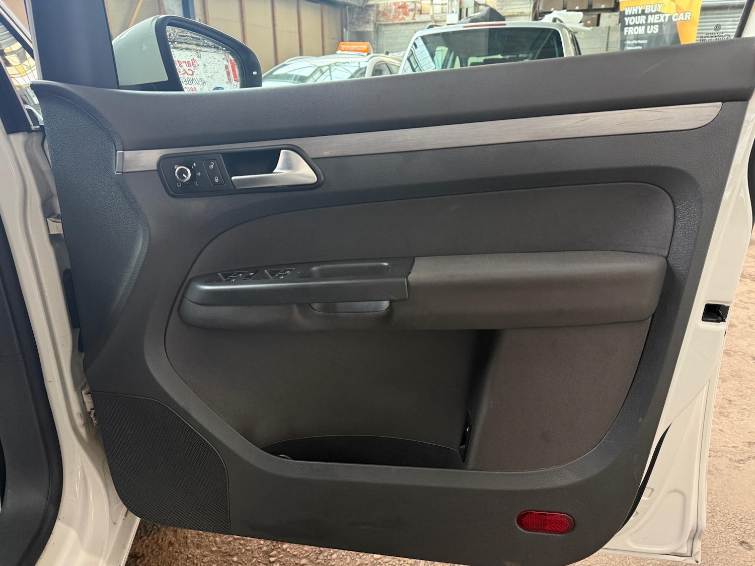 Used Volkswagen Touran 2026 for sale - 78057051: Photo 35