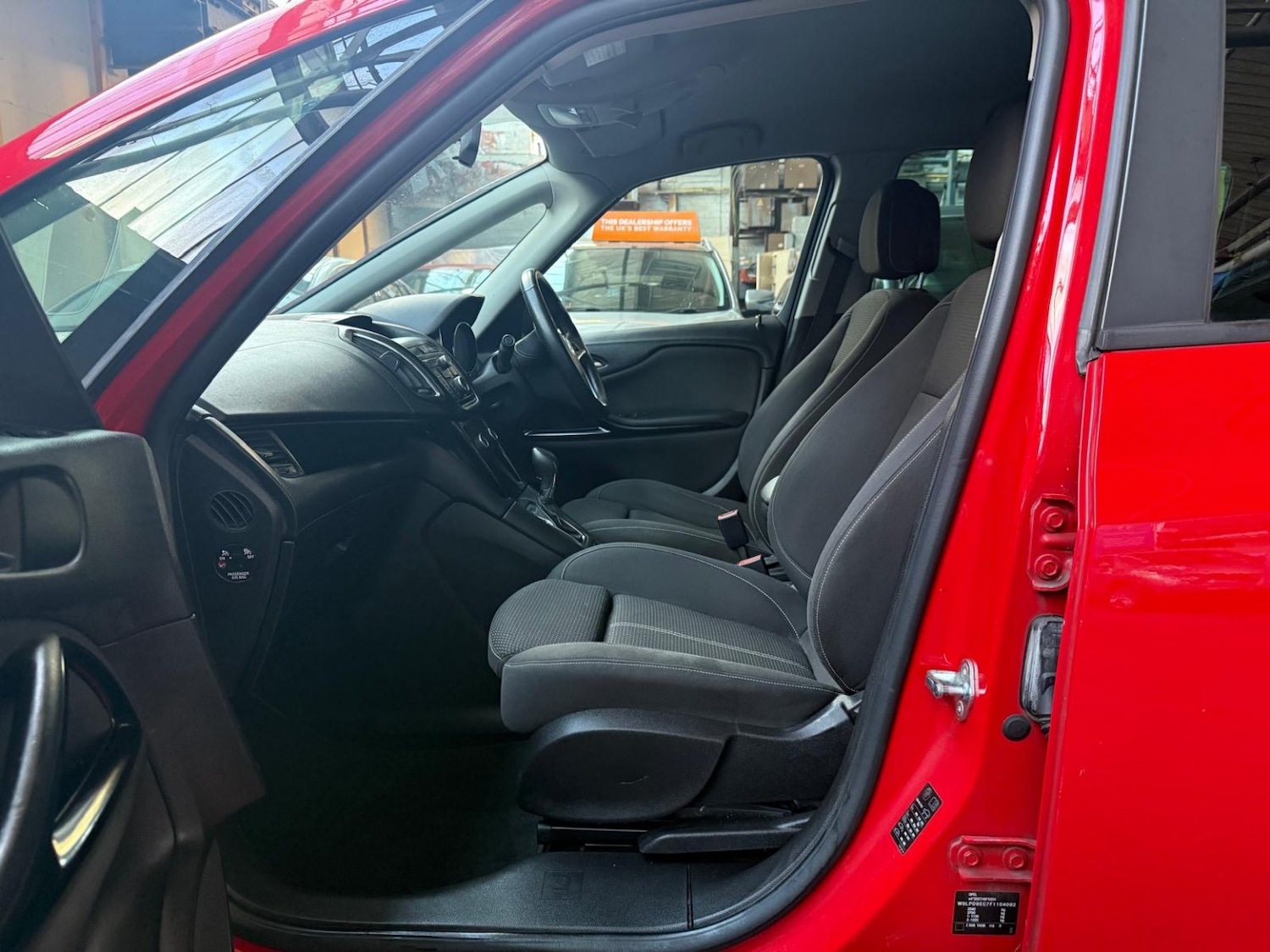 Used Vauxhall Zafira Tourer 2015 for sale - 76045723: Photo 21