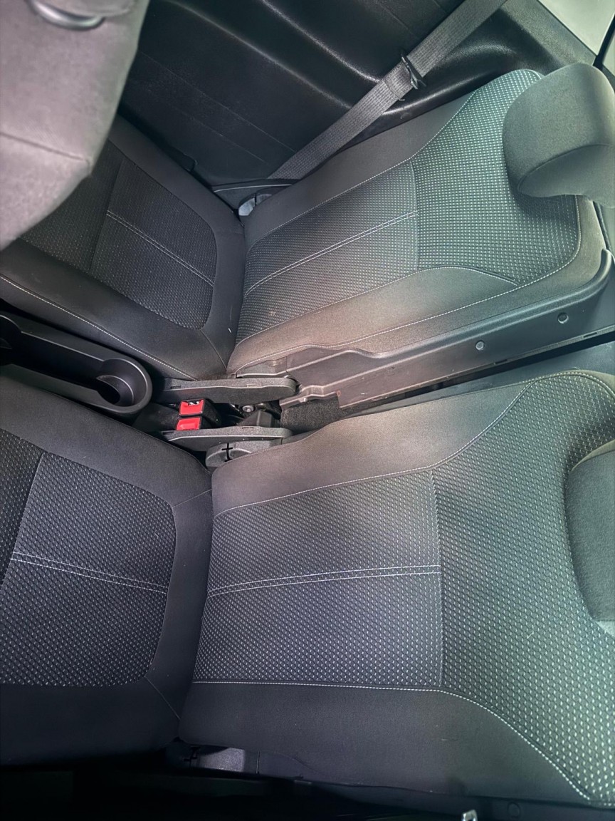 Used Vauxhall Zafira Tourer 2015 for sale - 76045723: Photo 22