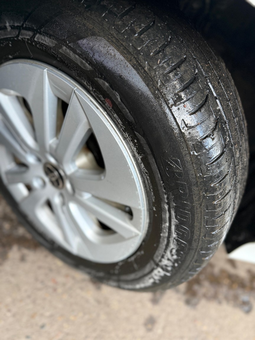 Used Toyota Prius for sale - 77901289: Photo 2