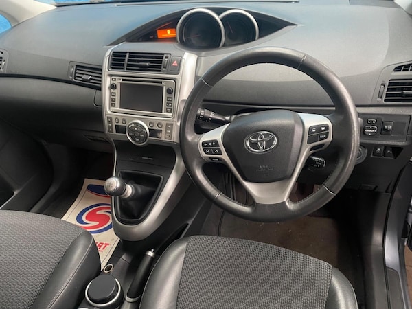 Used Toyota Verso 2012 for sale - 72990675: Photo 9