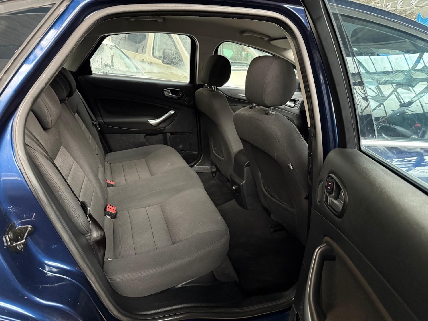 Used Ford Mondeo 2010 for sale - 76482931: Photo 30