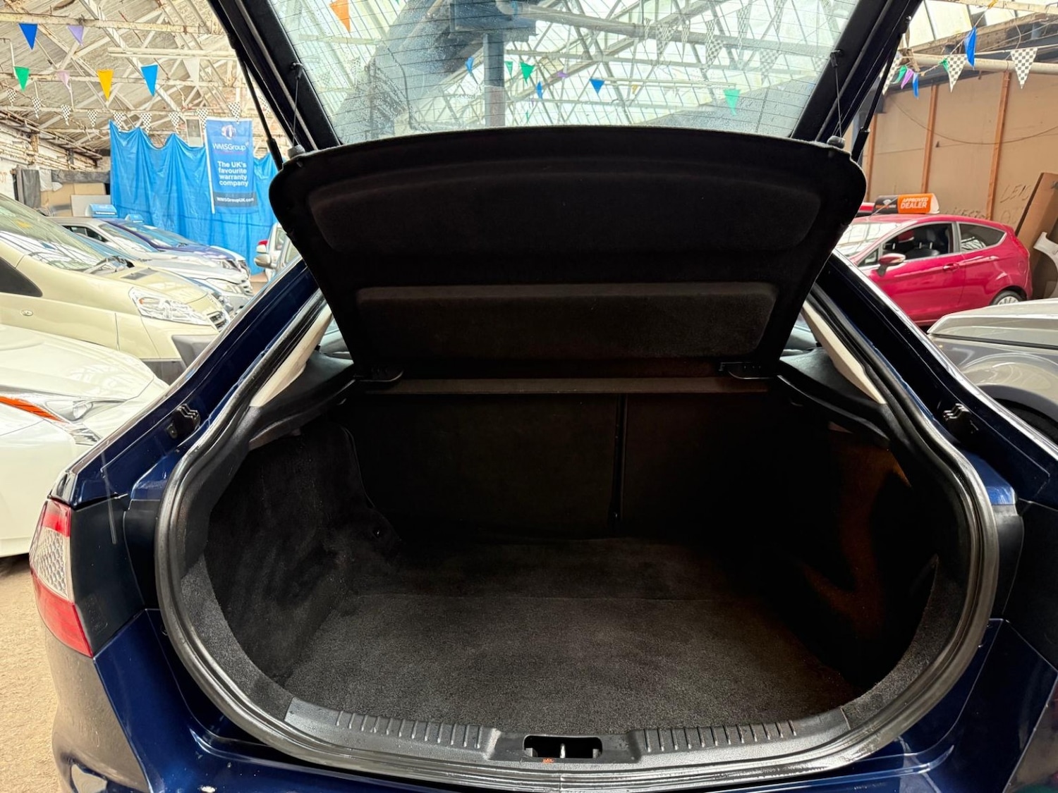 Used Ford Mondeo 2010 for sale - 76482931: Photo 32