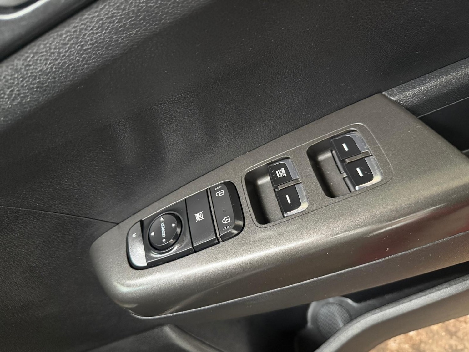 Used Kia Sportage 2016 for sale - 76637425: Photo 12