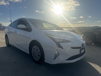Used Toyota Prius 2018 for sale - 76794337: Photo