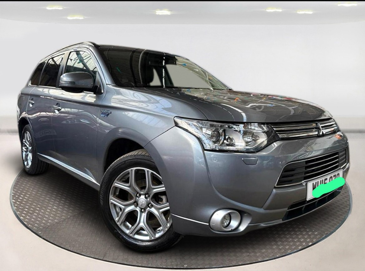 Used Mitsubishi Outlander 2015 for sale - 77113113: Photo 1