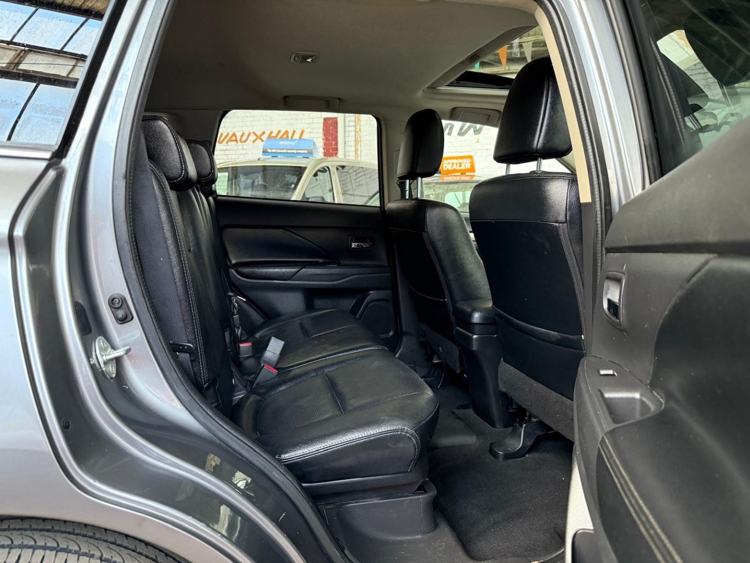 Used Mitsubishi Outlander 2015 for sale - 77113113: Photo 15