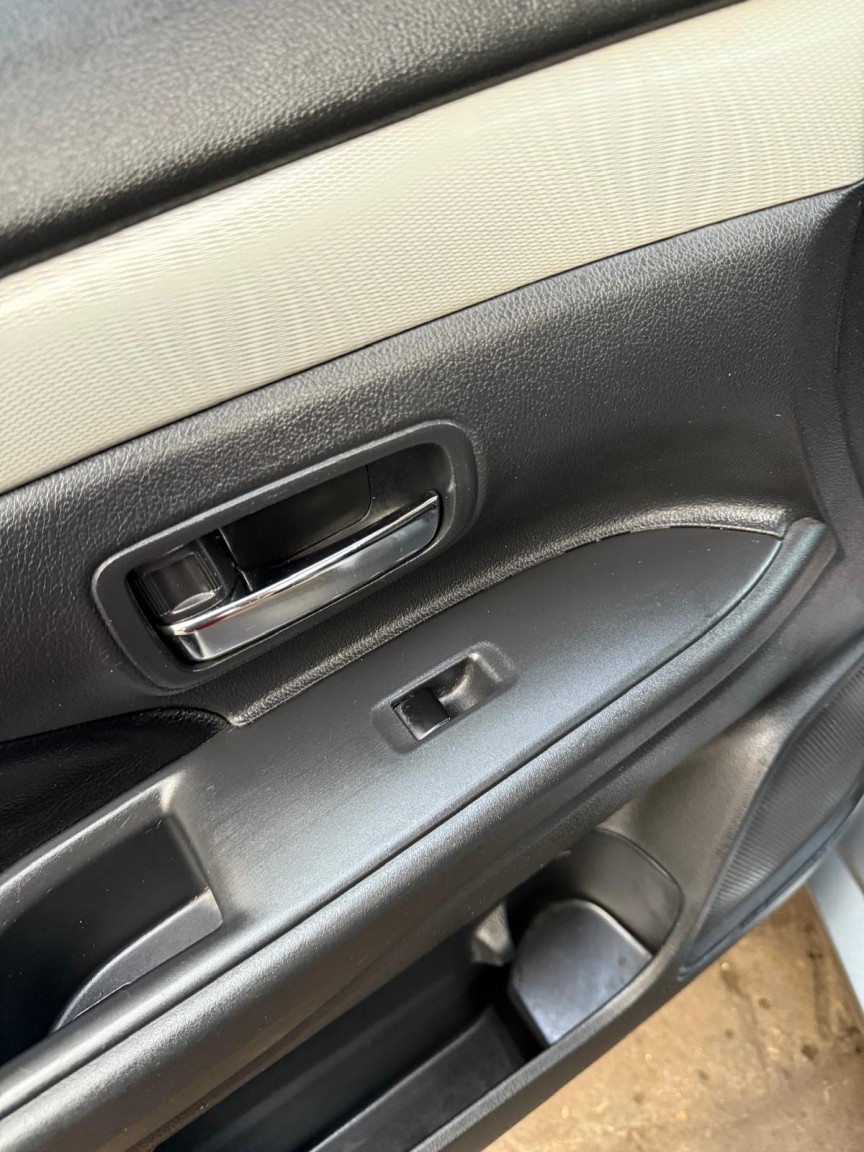 Used Mitsubishi Outlander 2015 for sale - 77113113: Photo 17