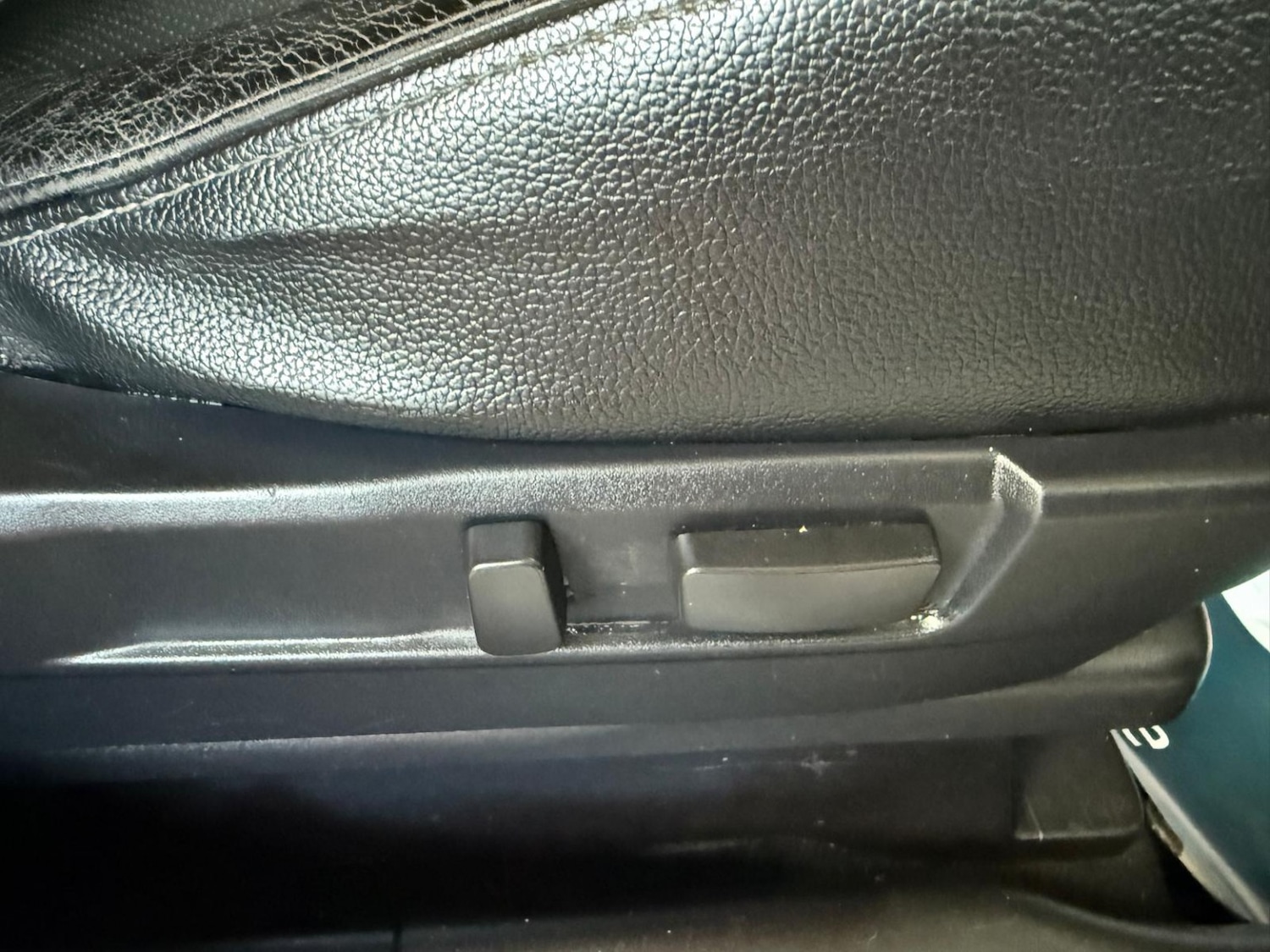 Used Mitsubishi Outlander 2015 for sale - 77113113: Photo 19