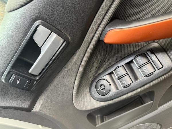 Used Ford Kuga 2009 for sale - 75581537: Photo 11