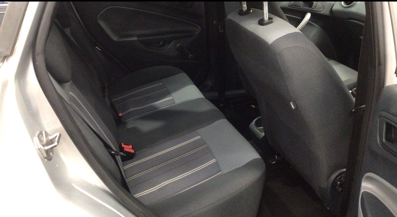 Used Ford Fiesta 2010 for sale - 77014820: Photo 32