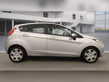 Used Ford Fiesta 2010 for sale - 77014820: Photo