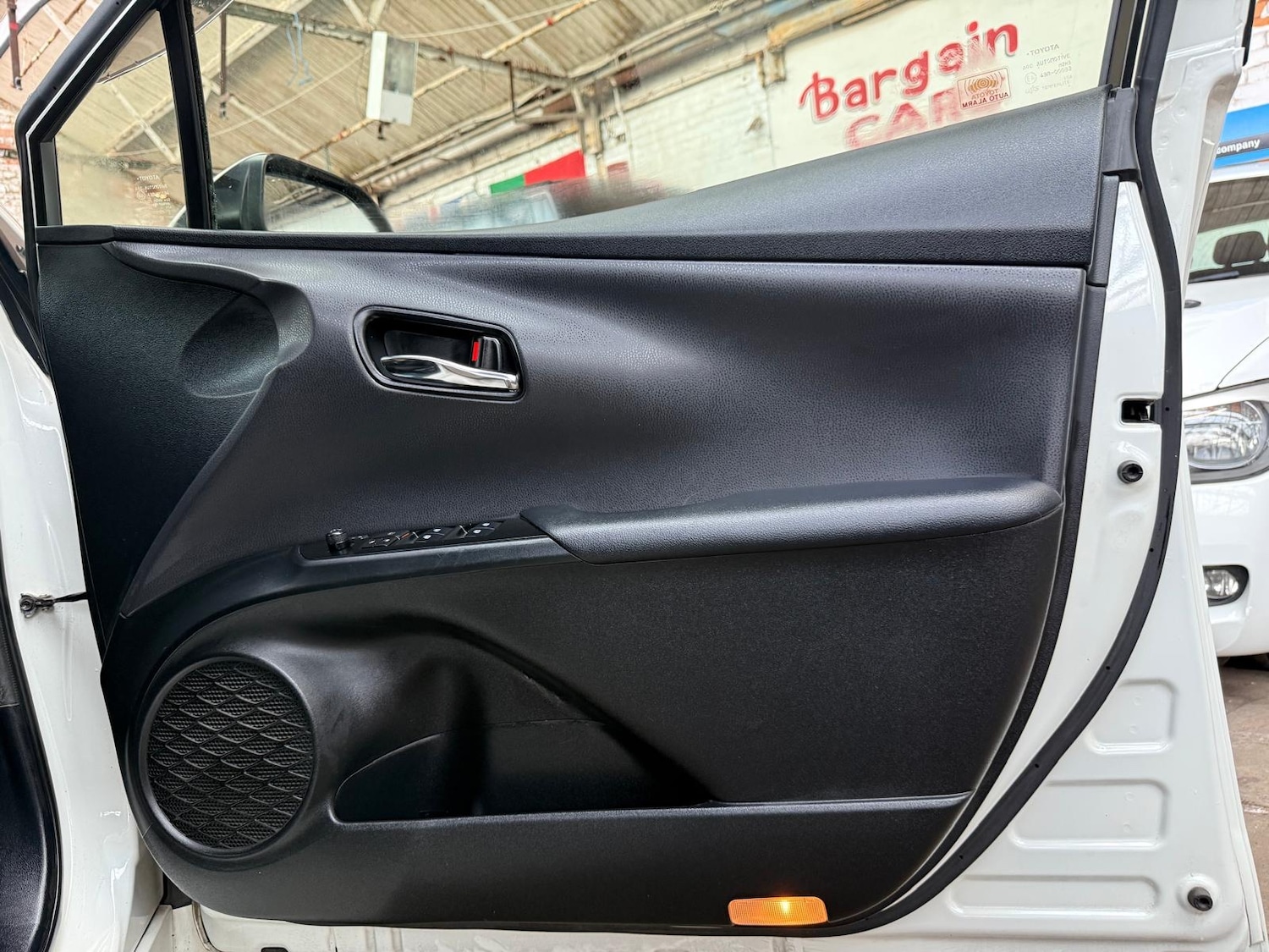 Used Toyota Prius 2018 for sale - 76986787: Photo 22