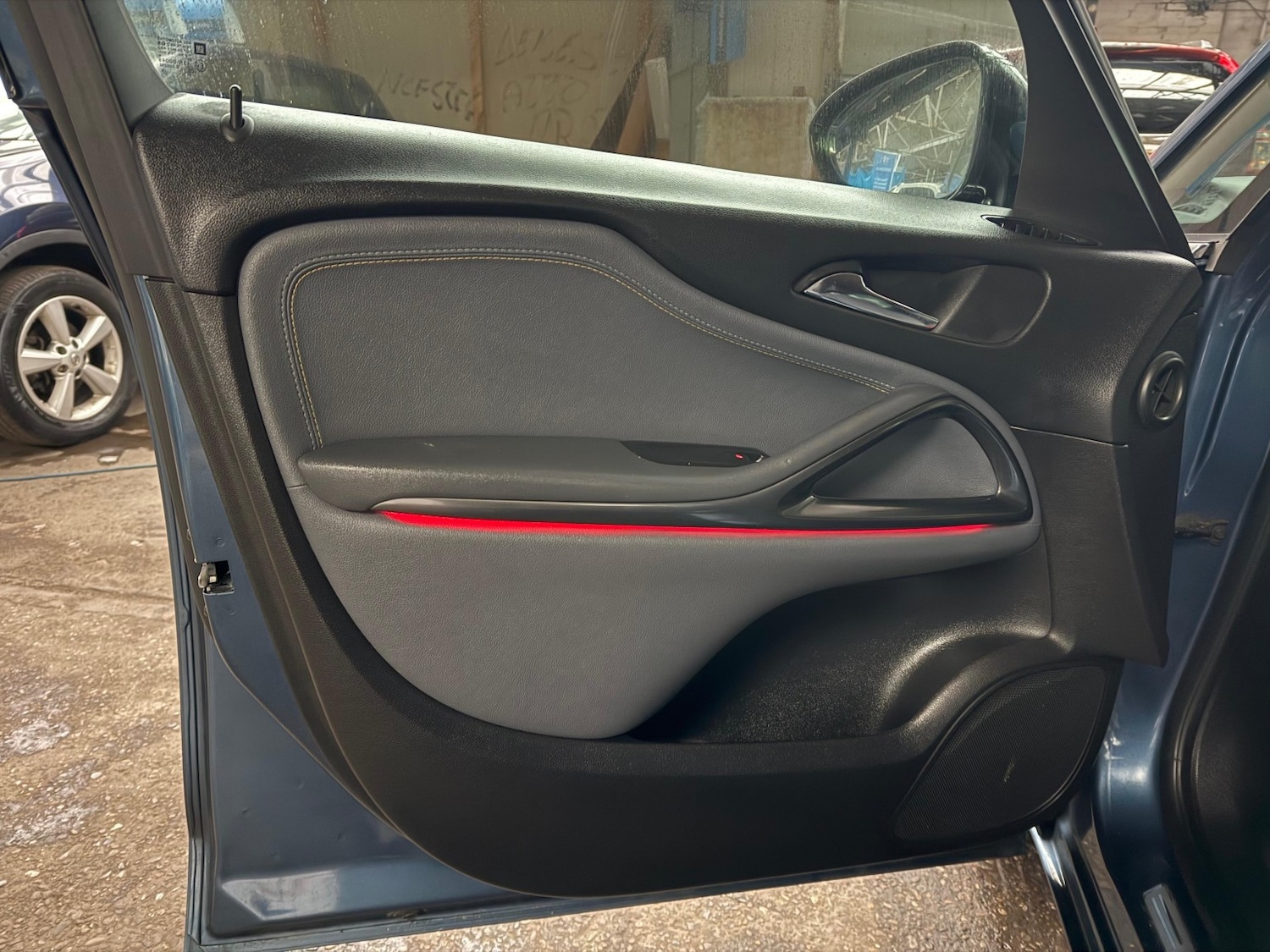 Used Vauxhall Zafira 2014 for sale - 77336787: Photo 26