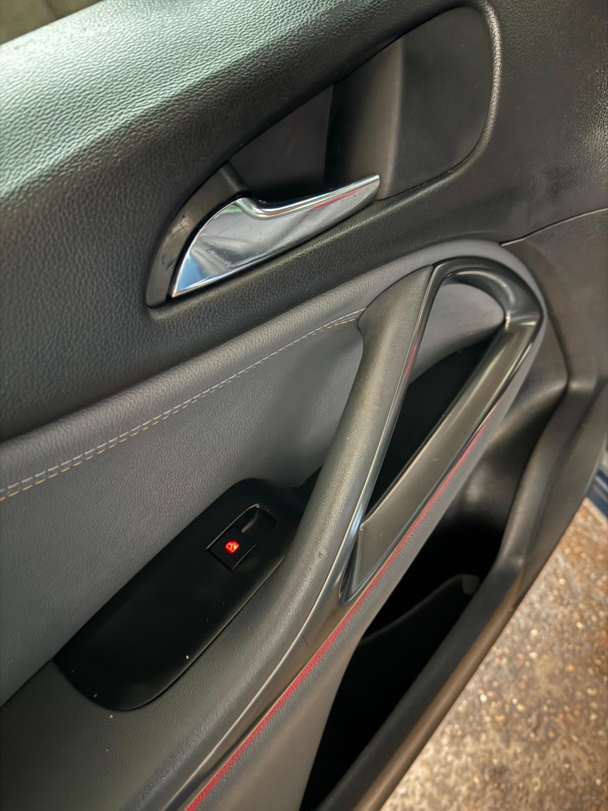 Used Vauxhall Zafira 2014 for sale - 77336787: Photo 29