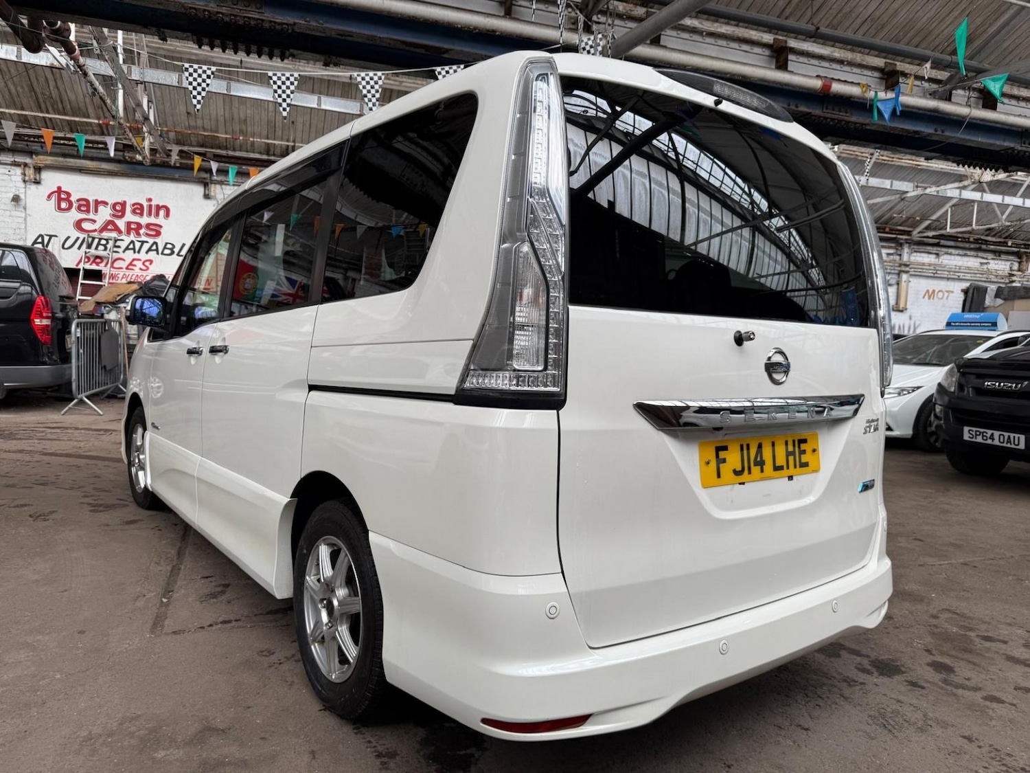 Used Nissan Serena 2014 for sale - 76631465: Photo 23