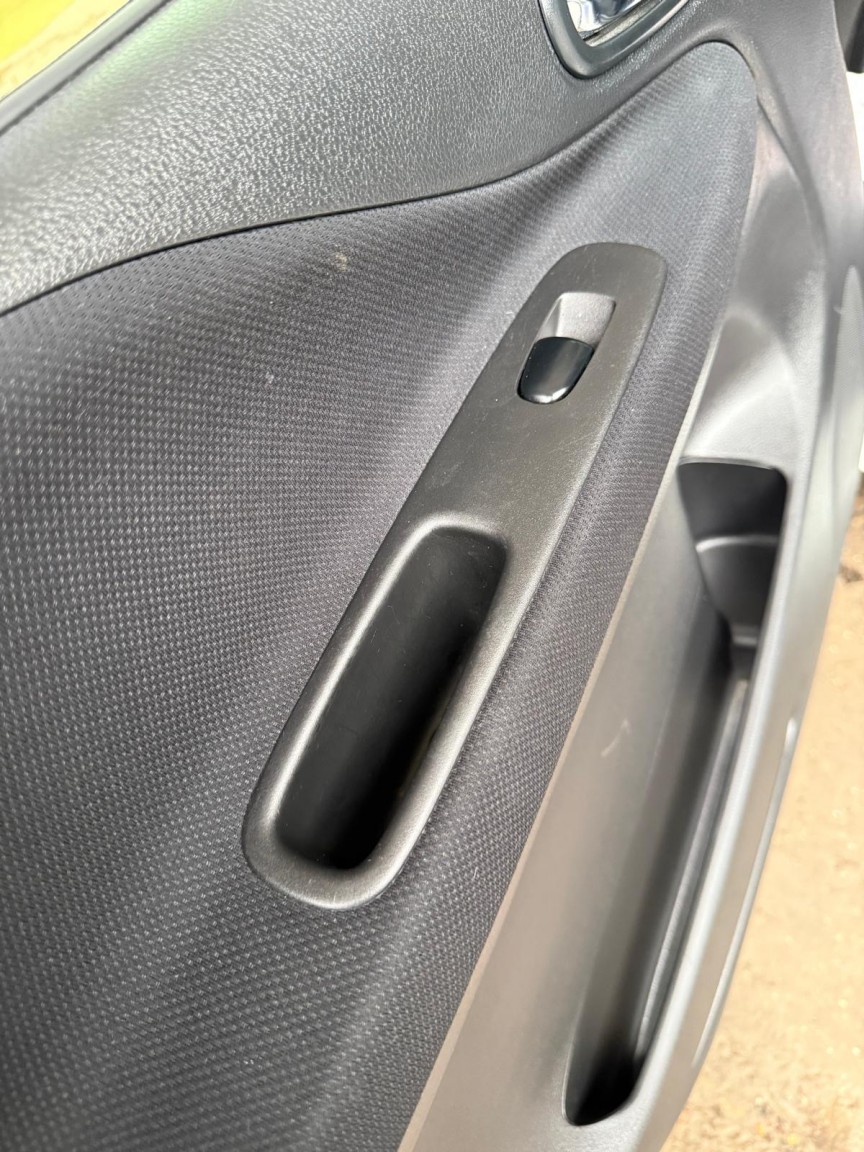 Used Nissan Serena 2014 for sale - 76631465: Photo 39