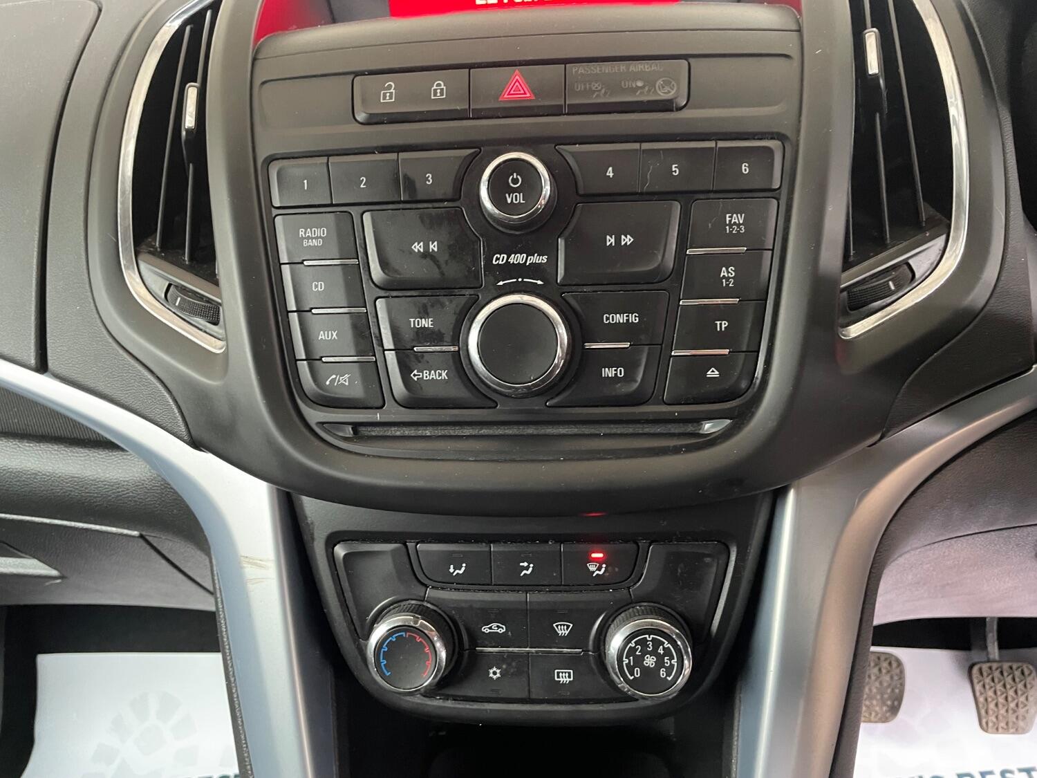 Used Vauxhall Zafira Tourer 2015 for sale - 76794339: Photo 11