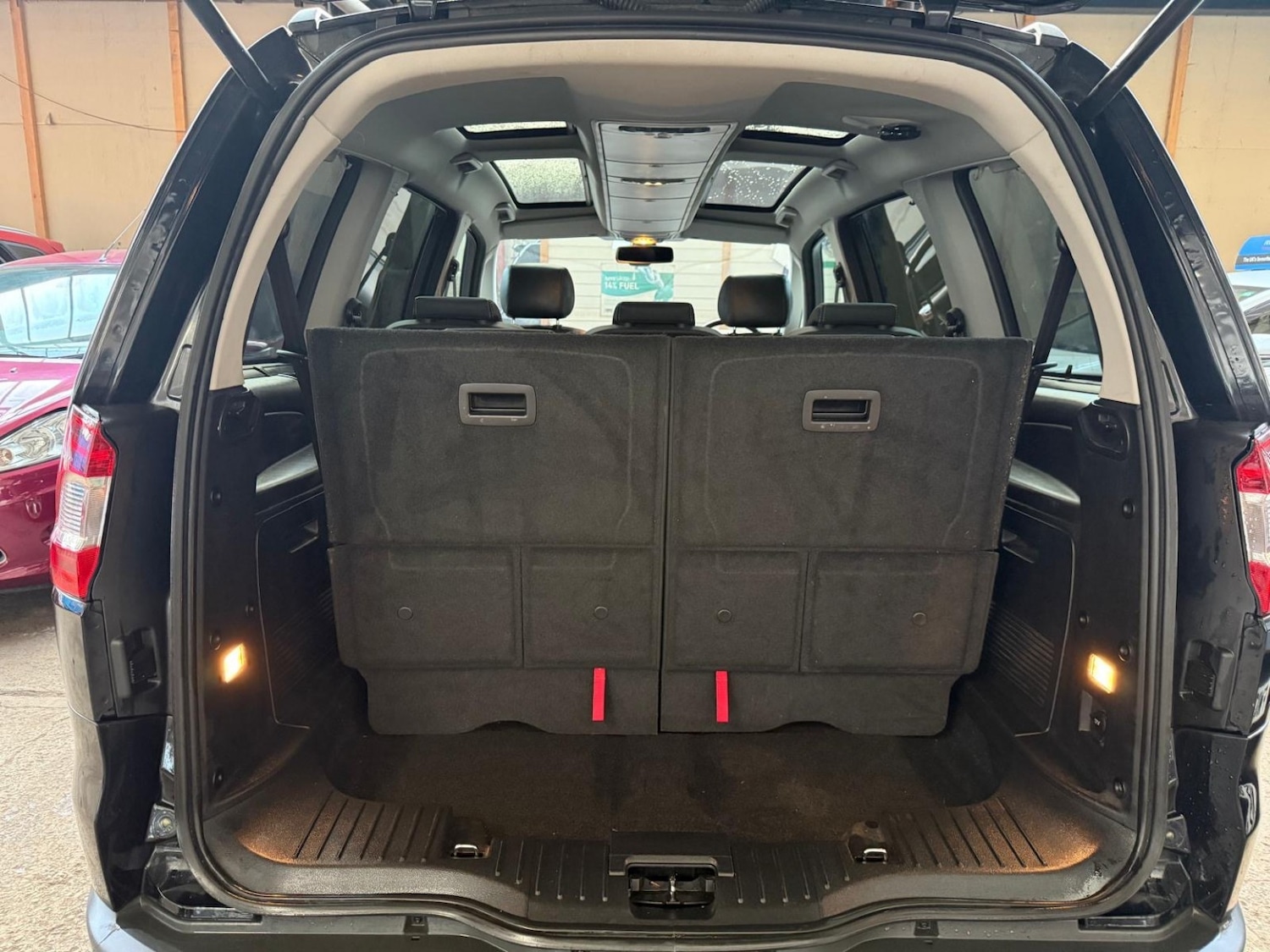 Used Ford Galaxy 2011 for sale - 76670740: Photo 14