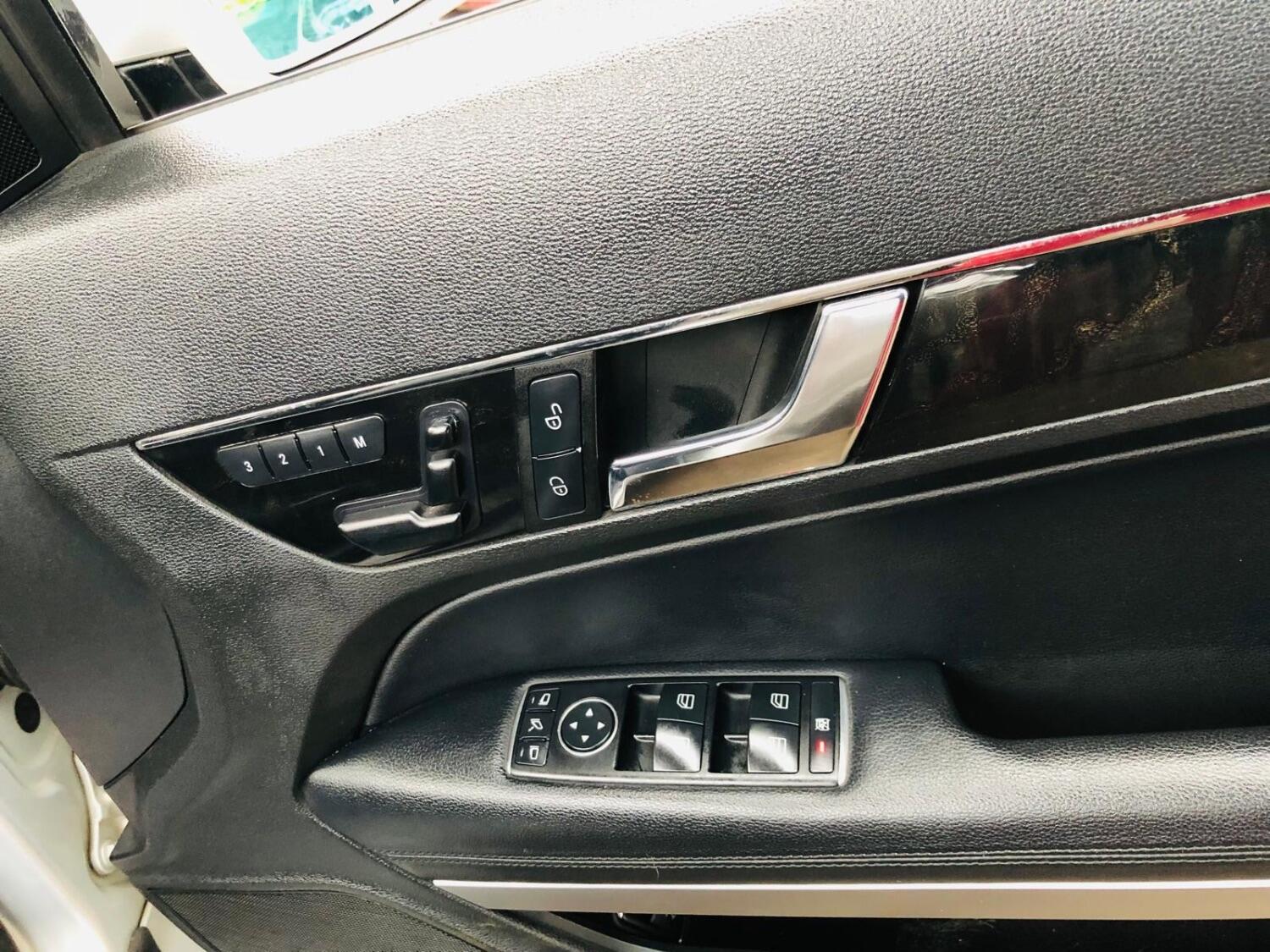 Used Mercedes-Benz E Class 2010 for sale - 78056991: Photo 14