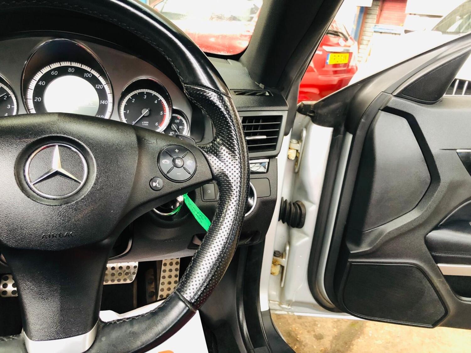 Used Mercedes-Benz E Class 2010 for sale - 78056991: Photo 23