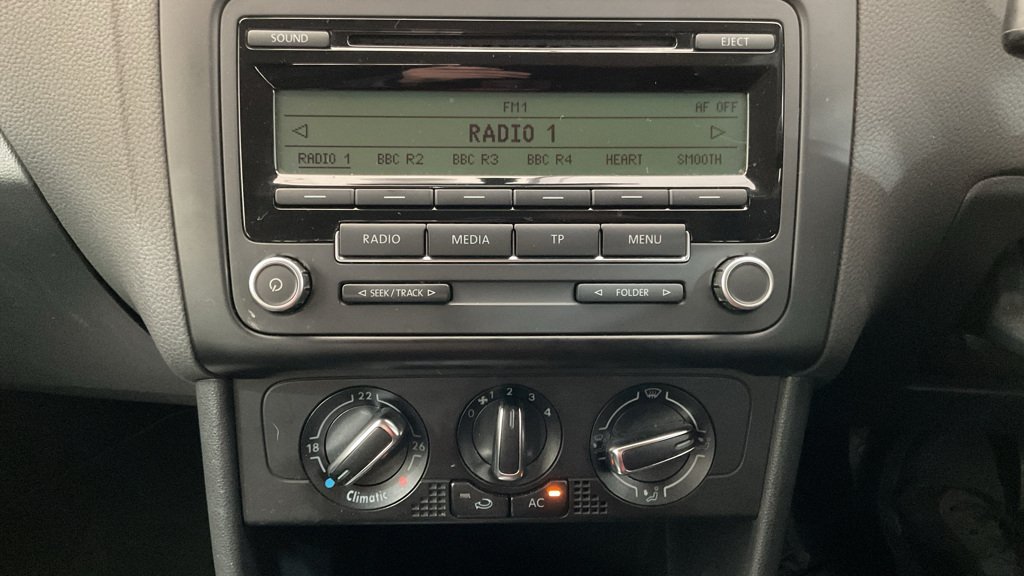 Used Volkswagen Polo 2011 for sale - 76005599: Photo 10