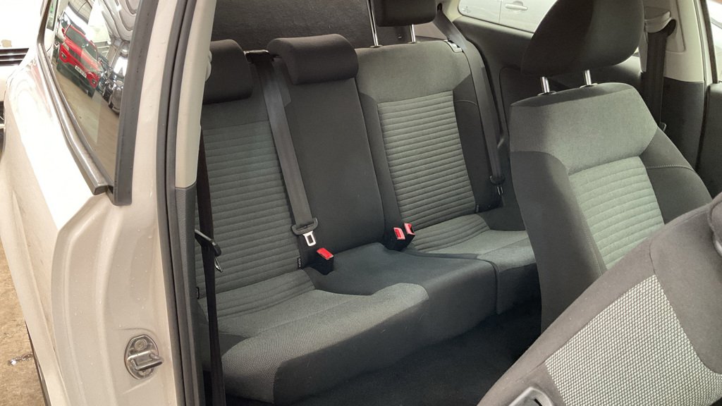 Used Volkswagen Polo 2011 for sale - 76005599: Photo 8