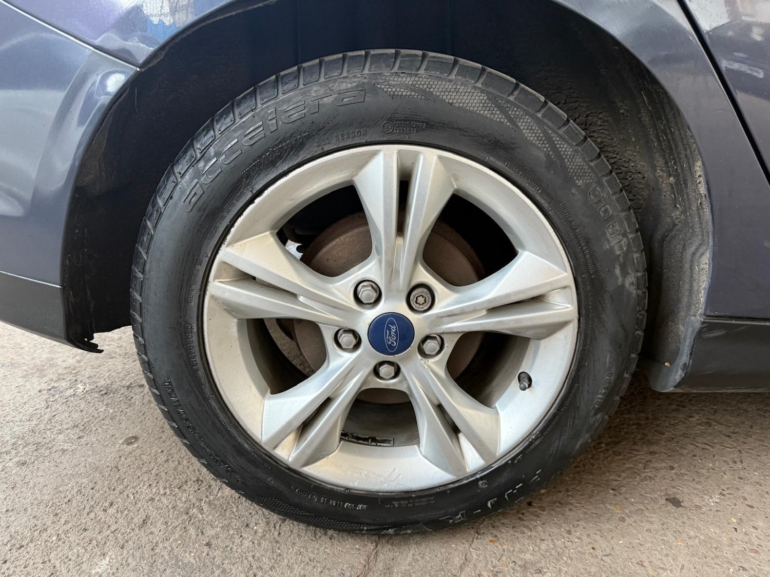 Used Ford Focus 2012 for sale - 76088682: Photo 14