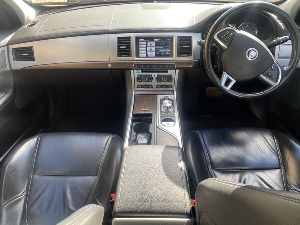 Used Jaguar XF 2013 for sale - 76170453: Photo 32