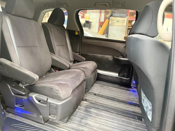 Used Toyota Estima 2012 for sale - 74961253: Photo 15