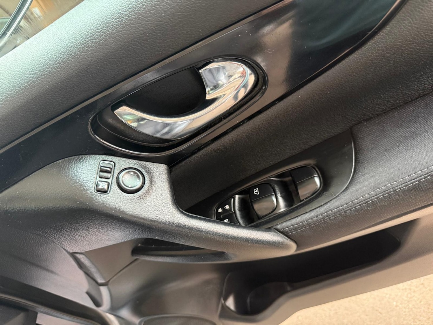 Used Nissan Qashqai 2014 for sale - 76649840: Photo 29