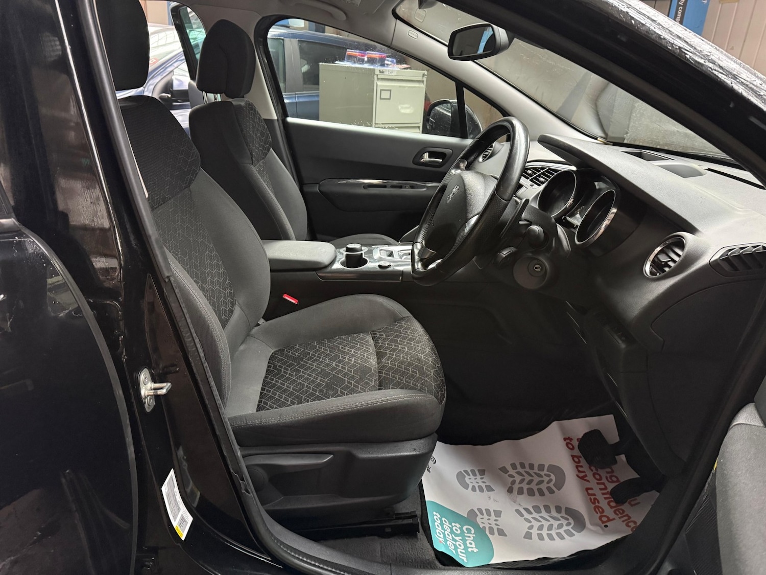 Used Peugeot 3008 2014 for sale - 77336242: Photo 31